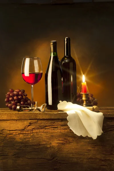Stilleben med rött vin — Stockfoto