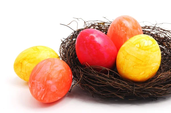 篮子里的复活节彩蛋 — 图库照片