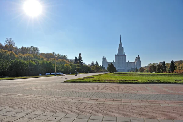 Public garden in front of Moscow State University — Stock Photo, Image