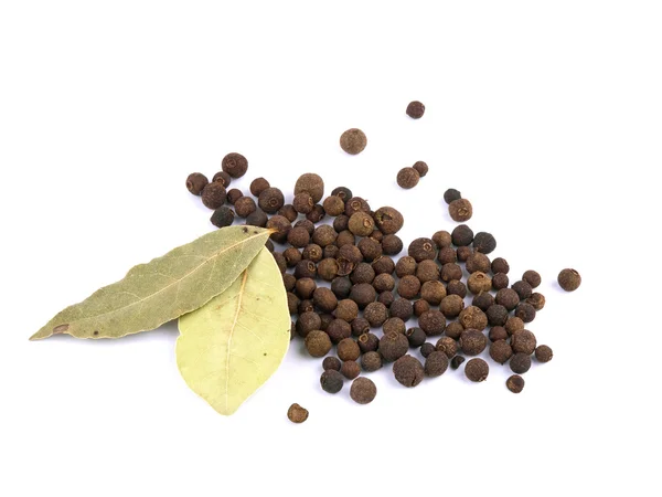 Whole Allspice Berries Two Bay Leafs White Background — Stock Photo, Image