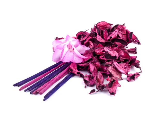 Potpourri rosa com incensos e flor de cacto rosa — Fotografia de Stock