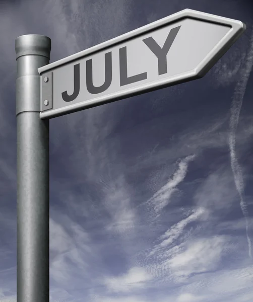 Julho sinal de estrada — Fotografia de Stock