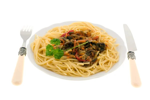Spagetti ile yemek tabağı. Telifsiz Stok Fotoğraflar