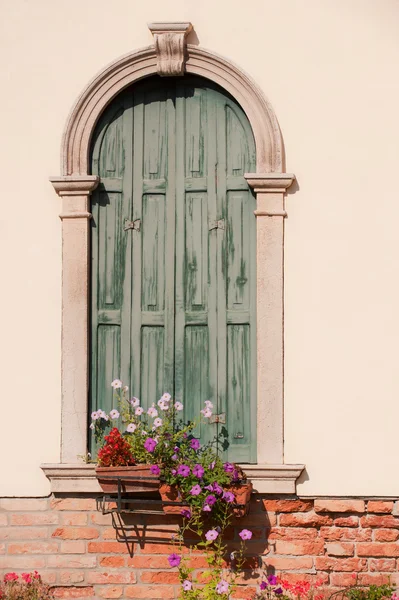 Venice window — Stock Photo, Image