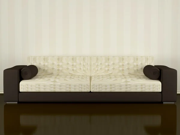 Modernes braunes Sofa drinnen — Stockfoto