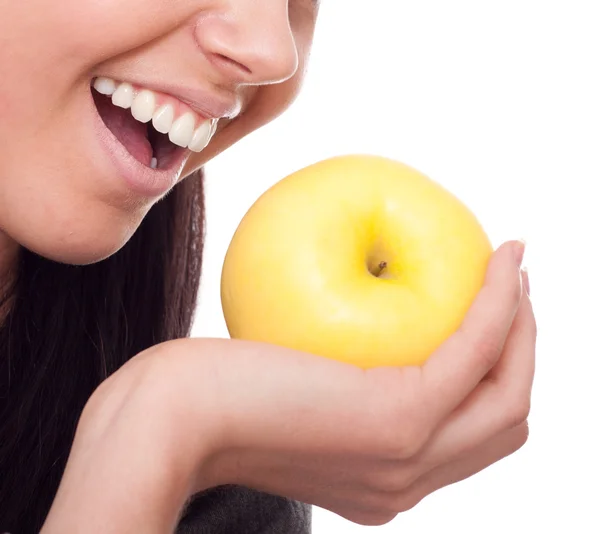 Belle Jeune Femme Mangeant Pomme Verte Sur Fond Blanc — Photo