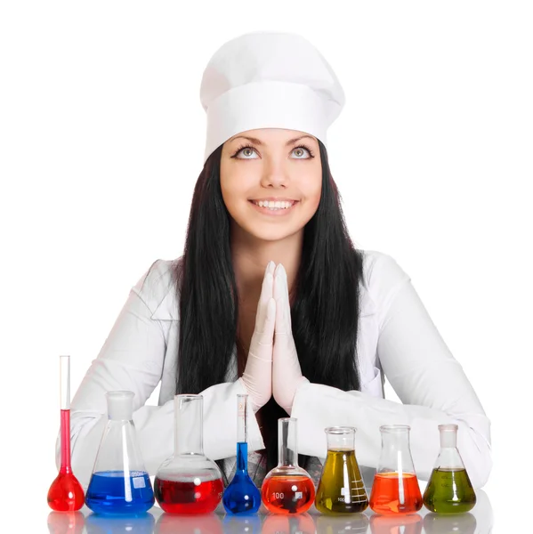 Junge Wissenschaftler Tisch Mit Testglaseinsätzen Auf Weißem Hintergrund — Stockfoto