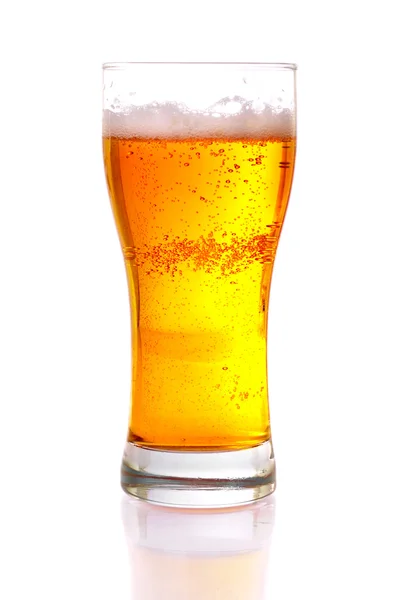 Vetro di birra isolato — Foto Stock