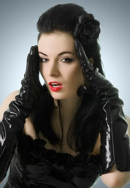 Retrato de mujer sexy corsé negro y guantes — Foto de Stock