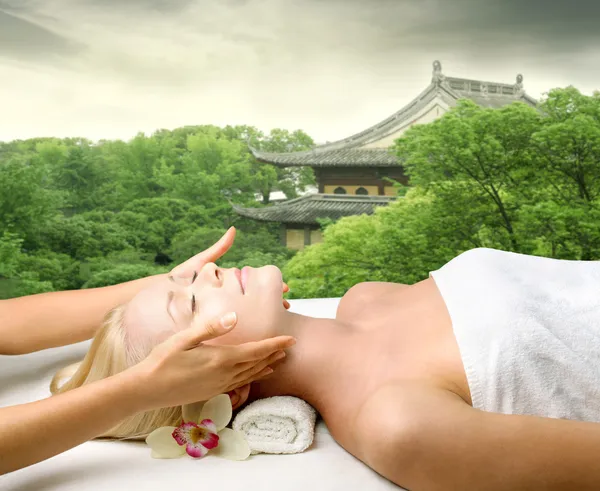 Orientalny masaż — Zdjęcie stockowe