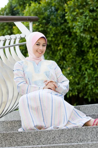 Muslimsk tjej — Stockfoto
