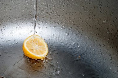 Lemon_water