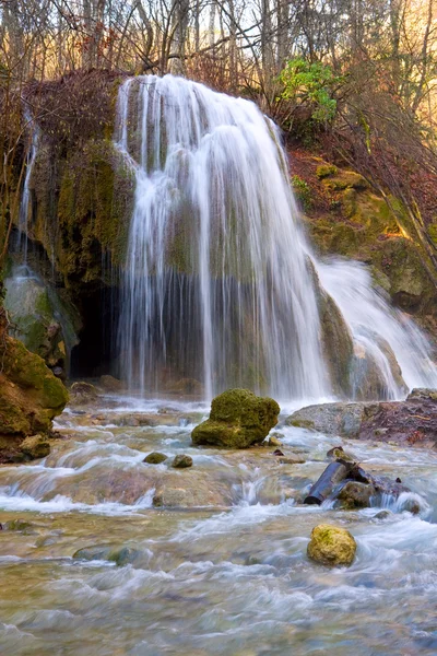 Хороший водопад — стоковое фото