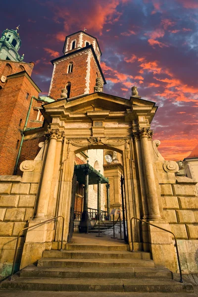 Gate i gamla slott — Stockfoto