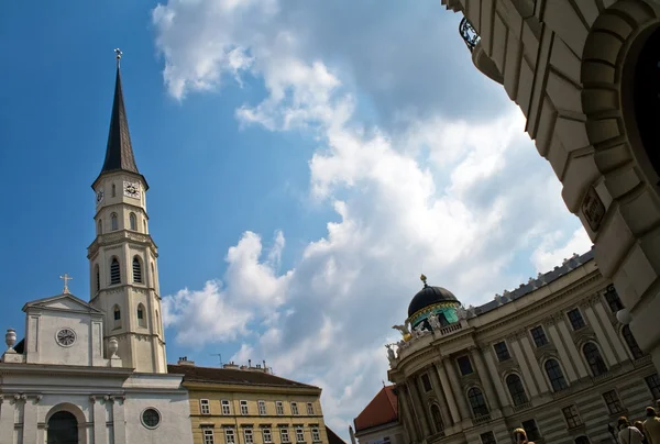 Старий собор біля палацу Хофбург, Віденський — стокове фото