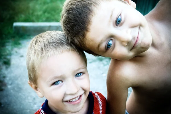 Portrait Two Playful Happy Brothers — Stock Photo, Image