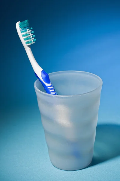 Perie dentară în sticlă de plastic mată — Fotografie, imagine de stoc