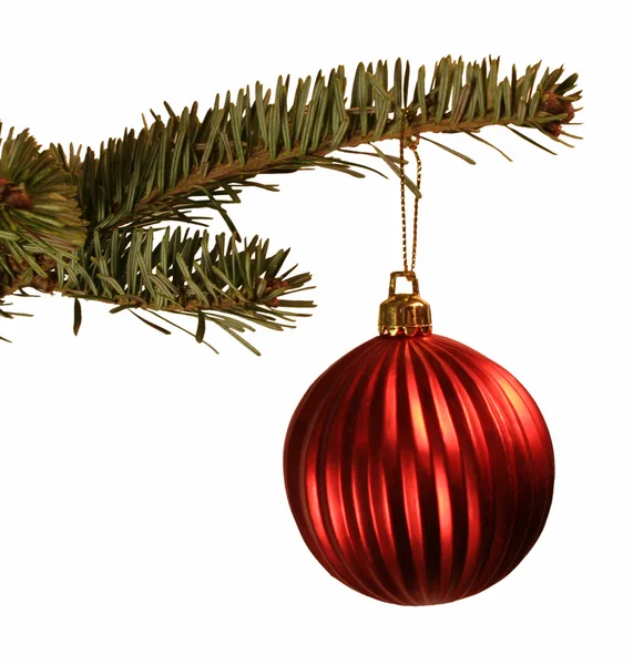 Weihnachtsschmuck mit roter Kugel — Stockfoto