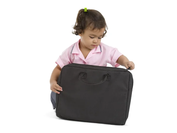 Мила дівчина з сумкою для ноутбуків — стокове фото