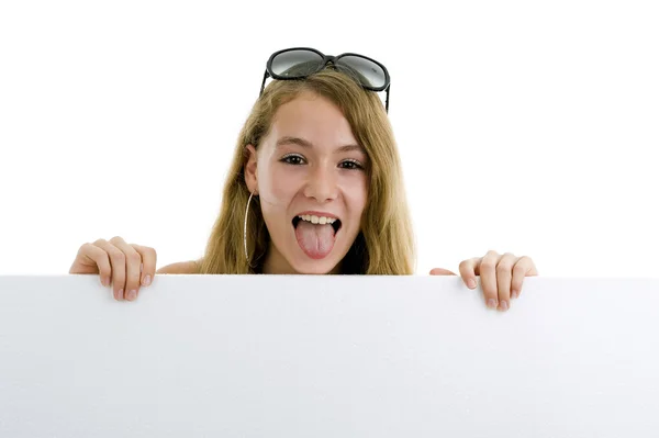 Chica rubia con tablero de exhibición en blanco —  Fotos de Stock