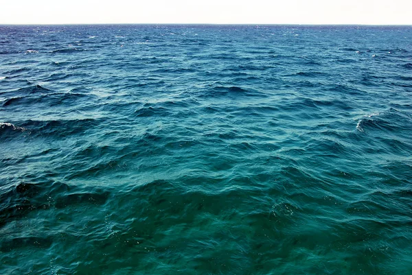 自然な海の水の表面 — ストック写真