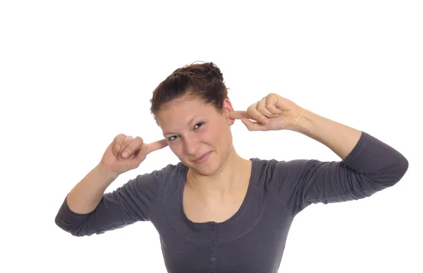 Vrouw met haar oren om te — Stockfoto