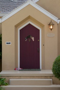 Burgandy door clipart