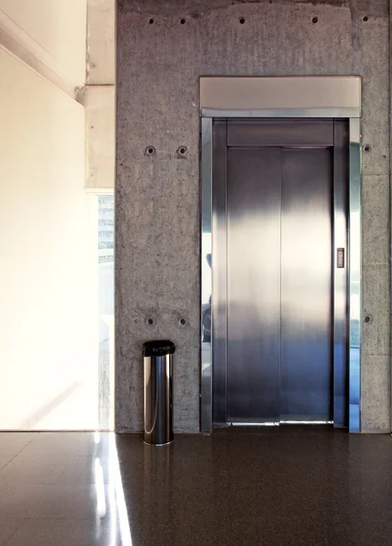 Close Elevator Door Modern Building Photo — Stock Photo, Image