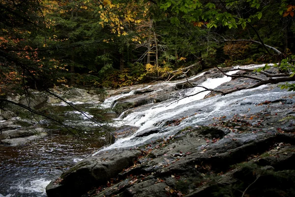 Waterfall in autumn — Stock Photo, Image