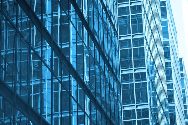 Edificio Moderno Con Tonos Azules — Foto de Stock