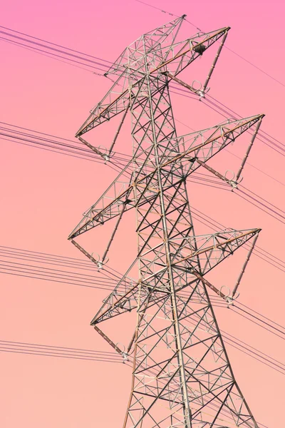 Torre de transmissão — Fotografia de Stock