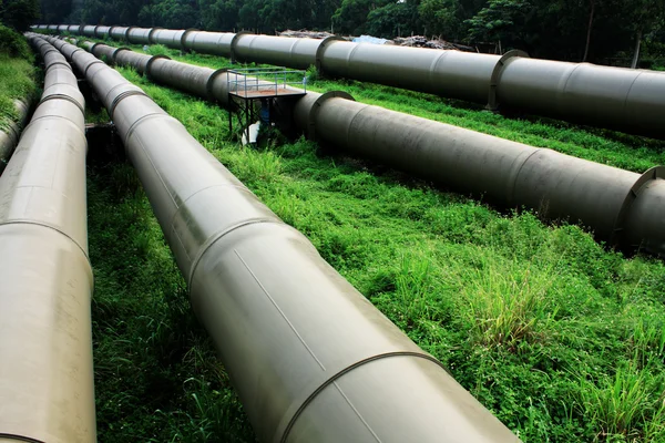 Olja och gas industri på utomhus på dagen — Stockfoto