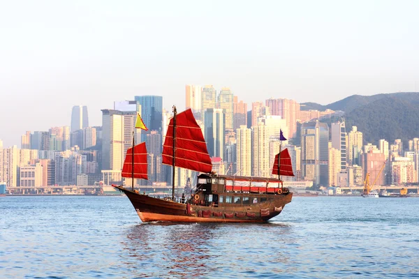 Китайская лодка — стоковое фото