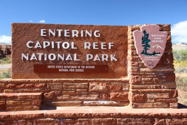 Entrance of Capitol Reef NP clipart