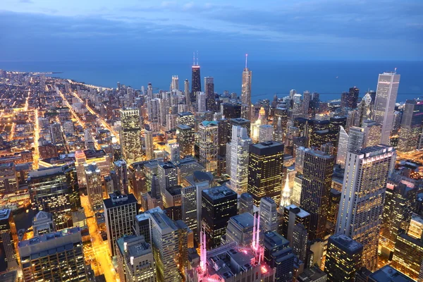Chicago på twilight Stockbild
