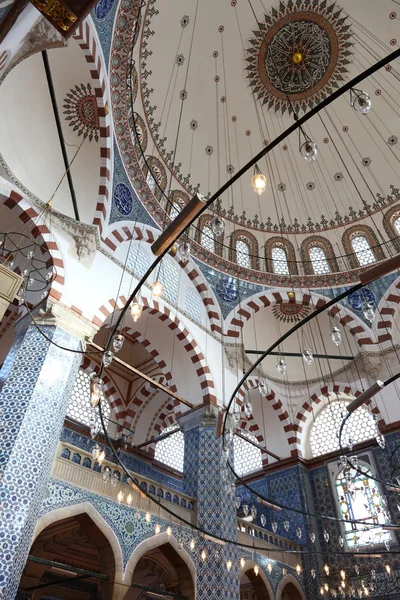 吕斯泰姆 · 帕夏清真寺 — 图库照片