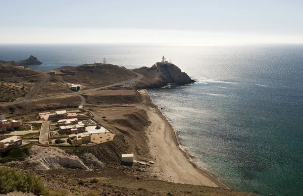 Faro e costa vicino a Cabo De Gata — Foto Stock