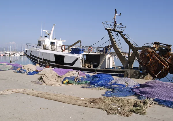 Łodzi Rybackich Trawlerów Nabrzeżu Garrucha Portu Andaluzja Hiszpania — Zdjęcie stockowe