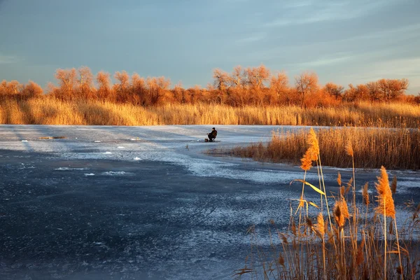 겨울 낚시 — 스톡 사진