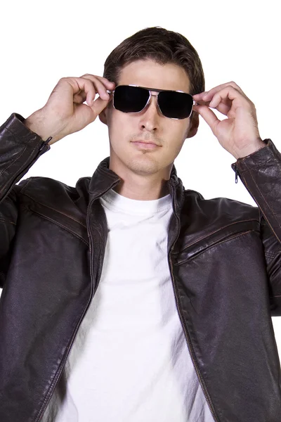 Modelo masculino con chaqueta y gafas de sol — Foto de Stock