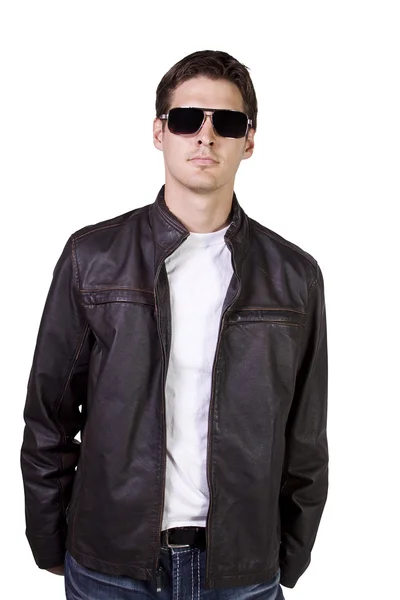 Modelo masculino com casaco e óculos de sol — Fotografia de Stock