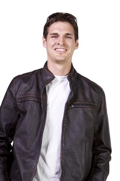 Manlig modell med jacka och solglasögon — Stockfoto