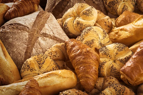 Friss kenyér és tészta választéka — Stock Fotó