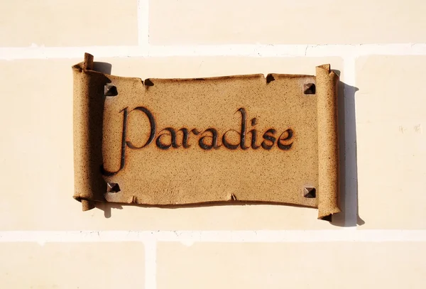 Leyendo Paraíso —  Fotos de Stock