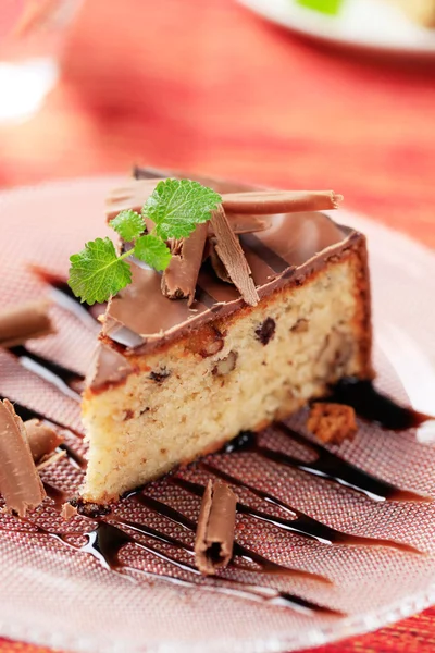 Шоколадный ореховый торт — стоковое фото