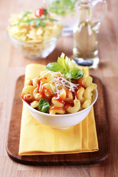 Macaroni à la sauce tomate — Photo