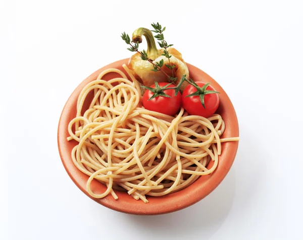 Espaguetis de trigo entero — Foto de Stock