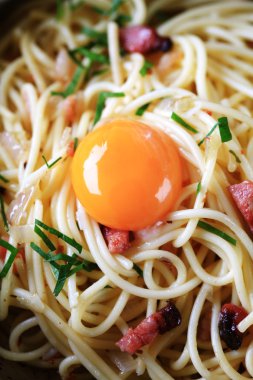 Spaghetti alla carbonara clipart