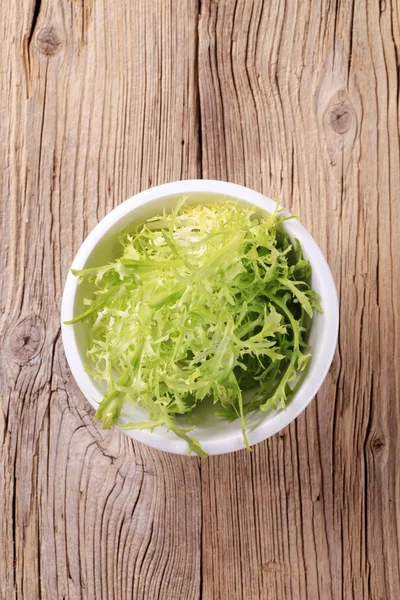 Миска з салатної зелені — стокове фото