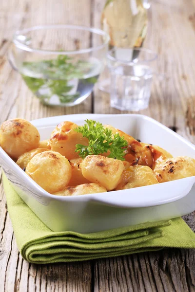 Kaas bekleed aardappelen — Stockfoto